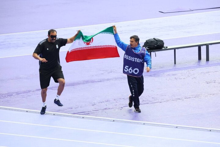 Iranian para thrower wins silver at Paris Paralympic Games