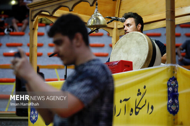 مسابقات قهرمانی کشتی پهلوانی جوانان در همدان