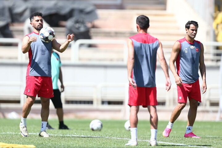 العملود به تمرینات پرسپولیس برگشت/ پورعلی گنجی انفرادی تمرین کرد العملود به تمرینات پرسپولیس برگشت/ پورعلی گنجی انفرادی تمرین کرد