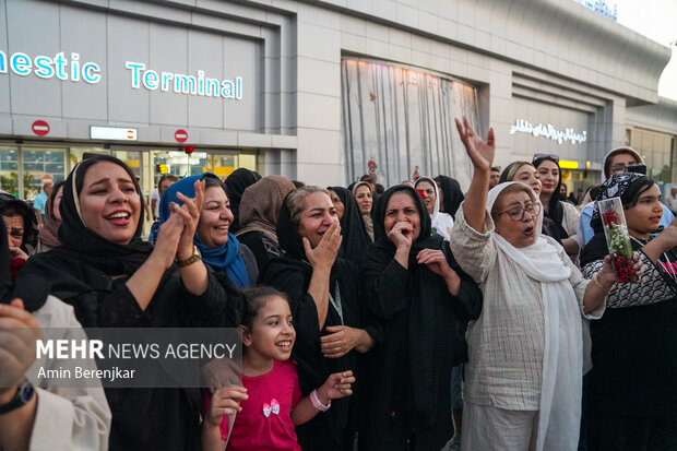 استقبال از قهرمانان مسابقات جهانی کشتی در شیراز 24