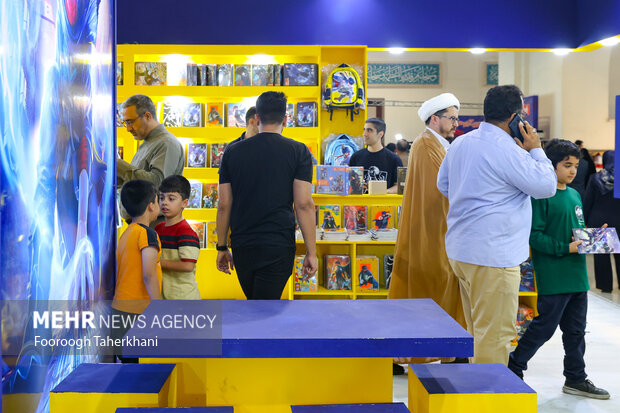 دهمین جشنواره و نمایشگاه نوشتافزار ایرانی 3