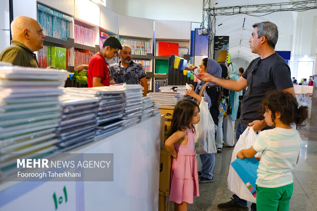 دهمین جشنواره و نمایشگاه نوشتافزار ایرانی 7