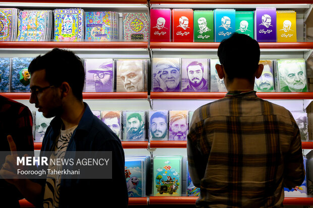 دهمین جشنواره و نمایشگاه نوشتافزار ایرانی 18