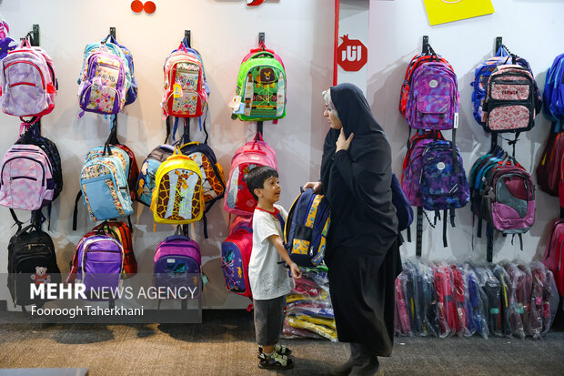 دهمین جشنواره و نمایشگاه نوشتافزار ایرانی 26