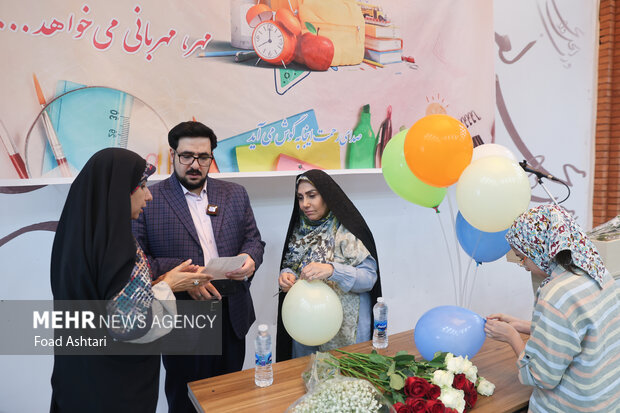 جشن ماه مهر و مهربانی در خیریه امدادگران <a href='https://sayeb.ir/tag/%d8%b9%d8%a7%d8%b4%d9%88%d8%b1%d8%a7'></div>عاشورا</a>