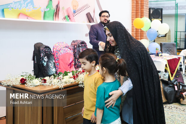 جشن ماه مهر و مهربانی در خیریه امدادگران <a href='https://sayeb.ir/tag/%d8%b9%d8%a7%d8%b4%d9%88%d8%b1%d8%a7'></div>عاشورا</a>