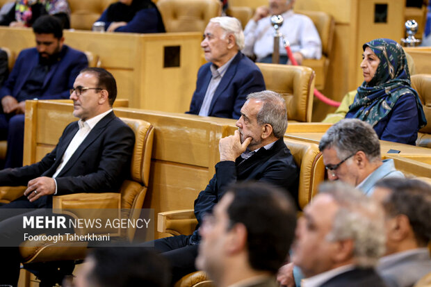 مراسم بزرگداشت روز پزشک و داروساز 4