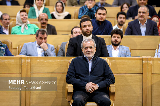 مراسم بزرگداشت روز پزشک و داروساز 8