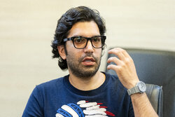 ارسطو خوش‌رزم: ایران تا همیشه تمامِ جانِ ماست