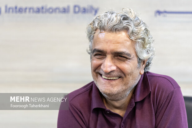 نشست با عوامل نمایش خالی نشست با عوامل نمایش خالی