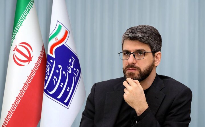 رئیس سازمان تنظیم مقررات و ارتباطات رادیویی منصوب شد