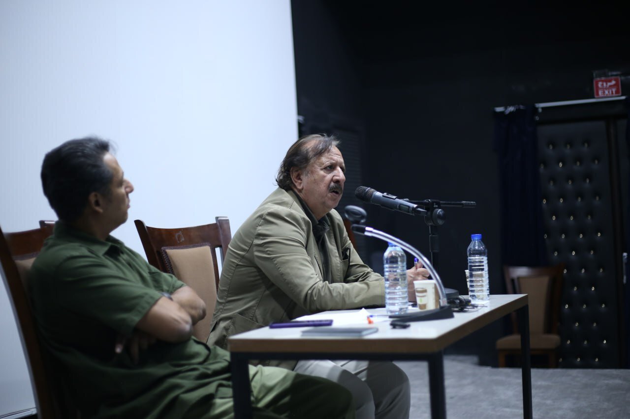 گرد و غبار مرگ روی سینما نشسته است/ امید به جوانان و شهرستانها