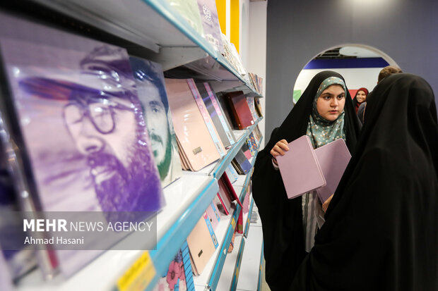 دومین نمایشگاه نوشتافزار ایرانی در مشهد 5