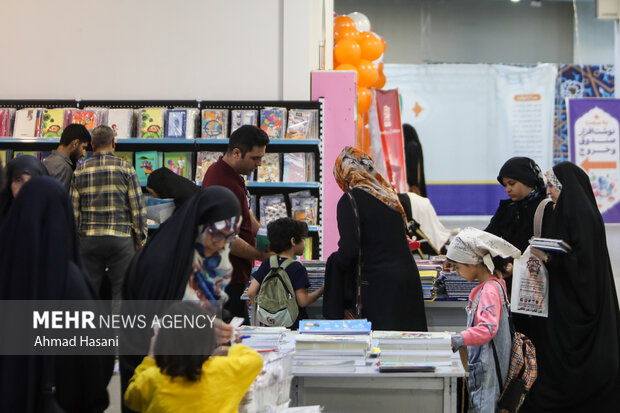 دومین نمایشگاه نوشتافزار ایرانی در مشهد 20