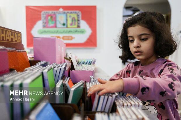 دومین نمایشگاه نوشتافزار ایرانی در مشهد 10