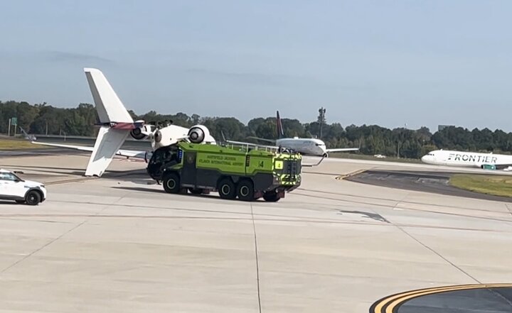 Delta planes collide on taxiways at Atlanta airport