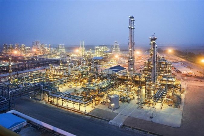 لزوم انتقال دفاتر و حسابهای صنایع به بوشهر؛ گامی برای توسعه متوازن لزوم انتقال دفاتر و حسابهای صنایع به بوشهر؛ گامی برای توسعه متوازن