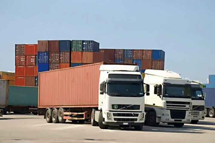 Iran’s goods transit up 70% in 5 months: Roads min.