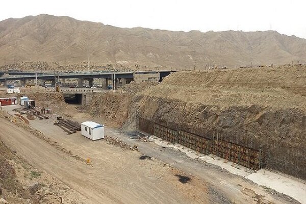 آزادراه ارومیه -تبریز بعد ۱۴ سال تکمیل می شود؛ اجرای ۲۴۴ راه و بزرگراه