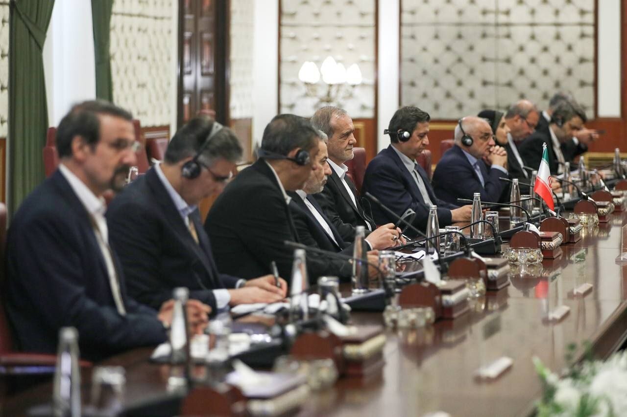 نشست مشترک هیئتهای عالیرتبه ایران و عراق