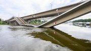 VIDEO: Bridge partially collapses in Germany's Dresden