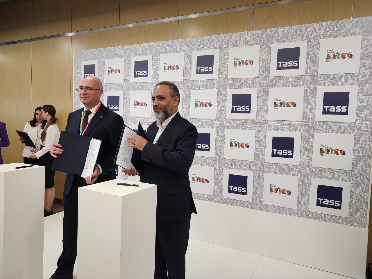 Russia’s TASS and Iran’s Mehr Media Group Sign MoU