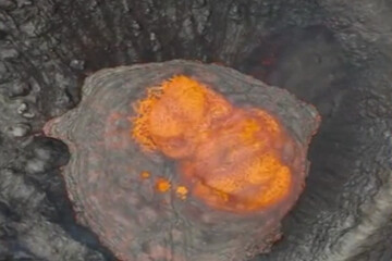 VIDEO: Chinese drone captures moment of volcano eruption