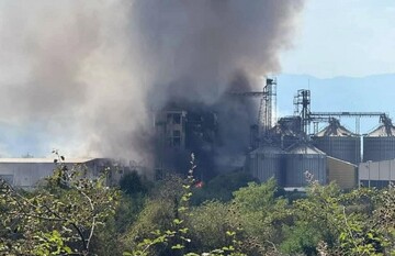 Sakarya'da fabrika yangını: Çok sayıda yaralı var