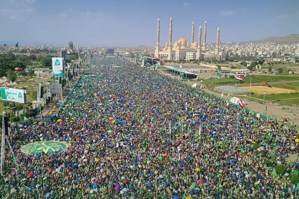 Millions of Yemenis celebrate Prophet Muhammad birth anniv.