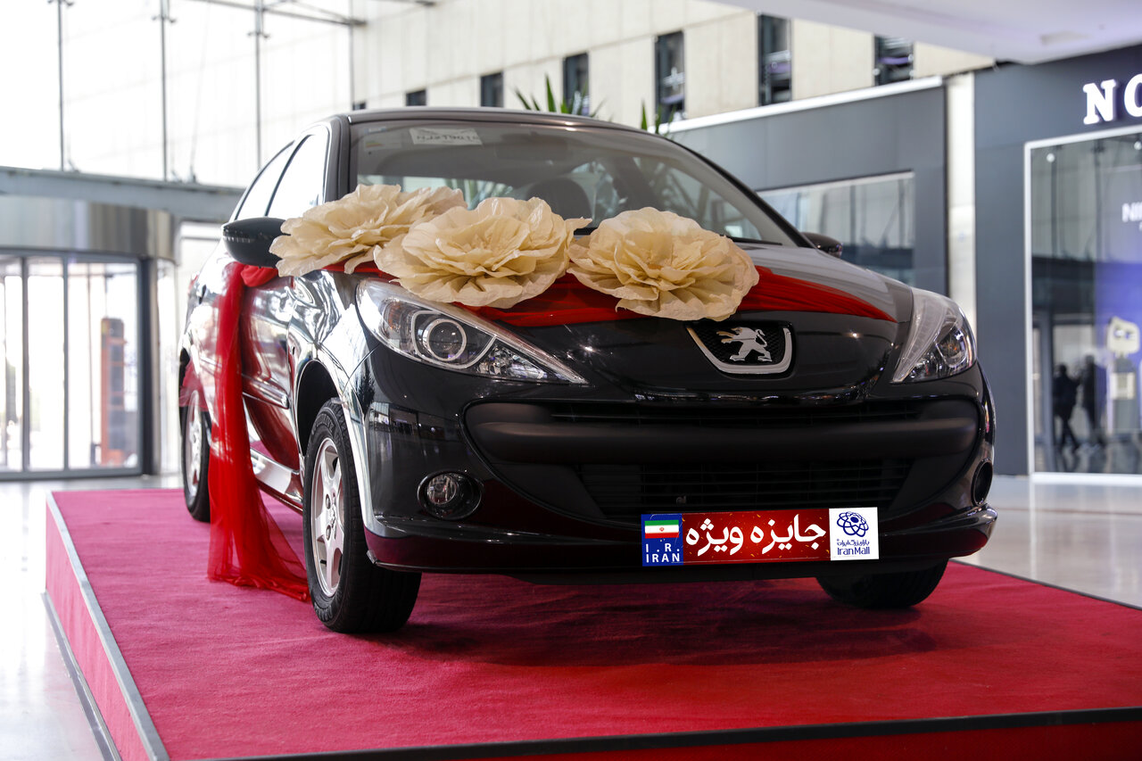 مشتریان عزیز ایرانمال! بفرمایید دنا و ۲۰۷