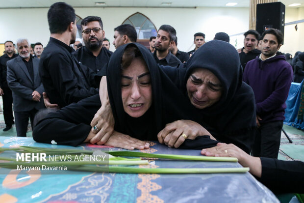 مراسم وداع با پیکر خادم الحسین «جلال اسدی» در بجنورد