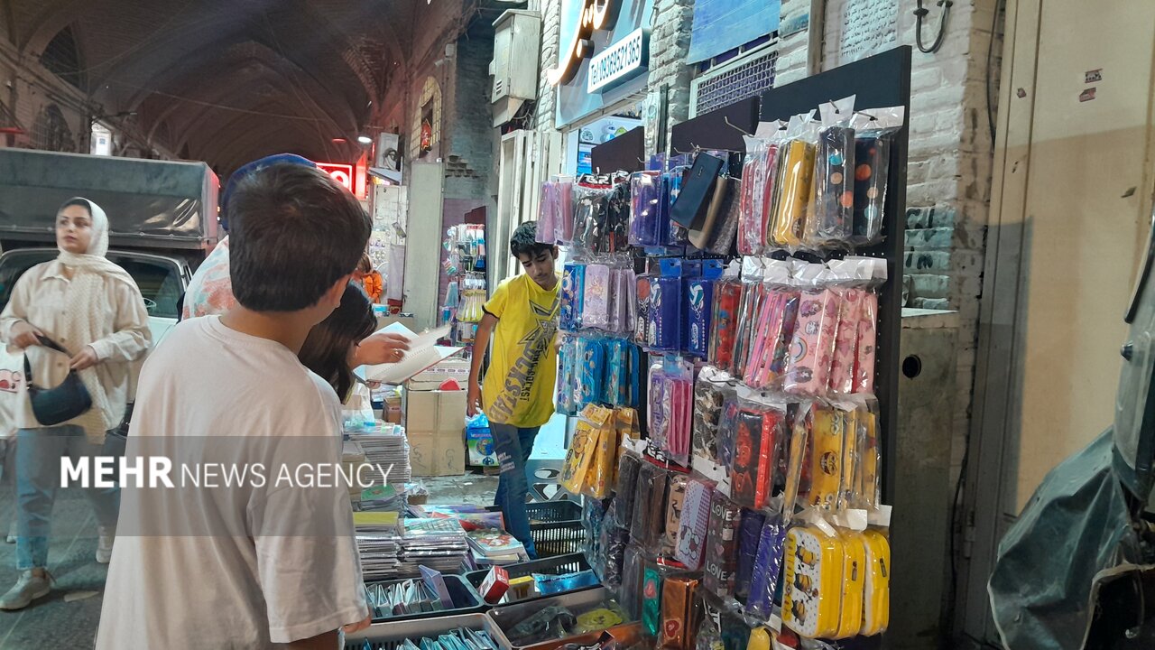 سایه تورم بر بازار رنگارنگ نوشتافزار اصفهان