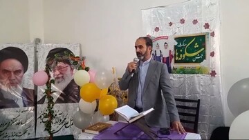 جشن شکوفه ها در شهرستان بردسکن