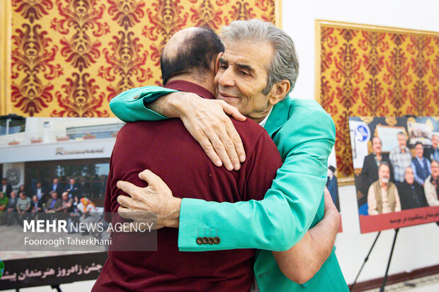 جشن دوازدهمین سالگرد تاسیس موسسه هنرمندان پیشکسوت جشن دوازدهمین سالگرد تاسیس موسسه هنرمندان پیشکسوت