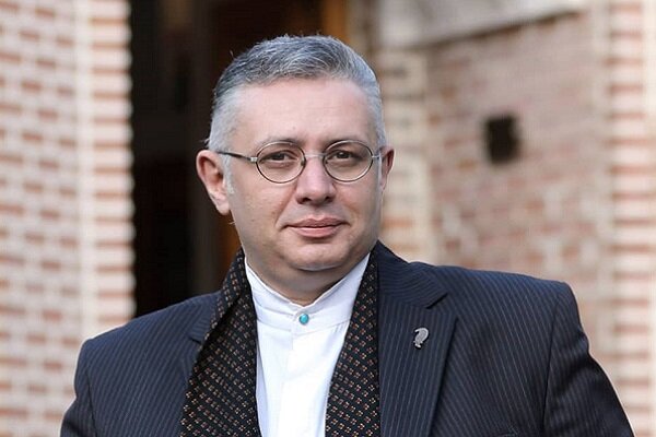 آثار ماندگار شهریار به زبان فارسی غزلها و تصنیفهای اوست