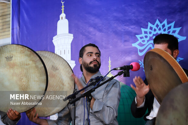 سنندج میزبان بزرگترین مولودیخوانی کشور در یادواره شمس قریشی سنندج میزبان بزرگترین مولودیخوانی کشور در یادواره شمس قریشی