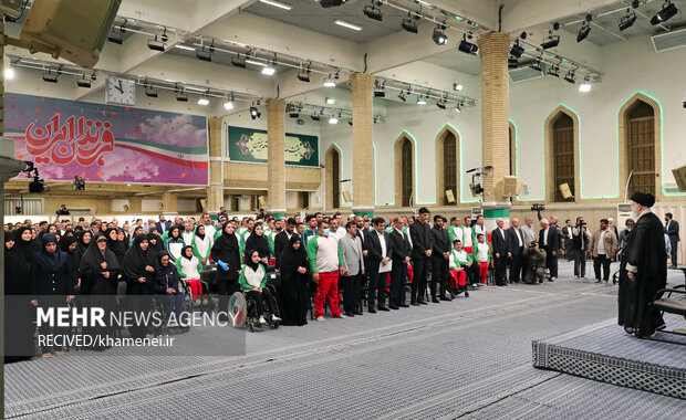 دیدار اعضای کاروانهای اعزامی به المپیک و پارالمپک با رهبر انقلاب 11