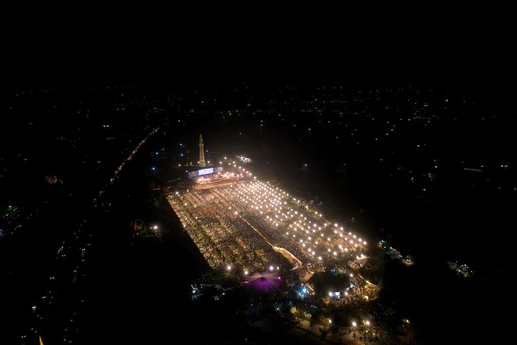 «محفل» در پاکستان غوغا به پا کرد/ حضور خیرهکننده عاشقان قرآن