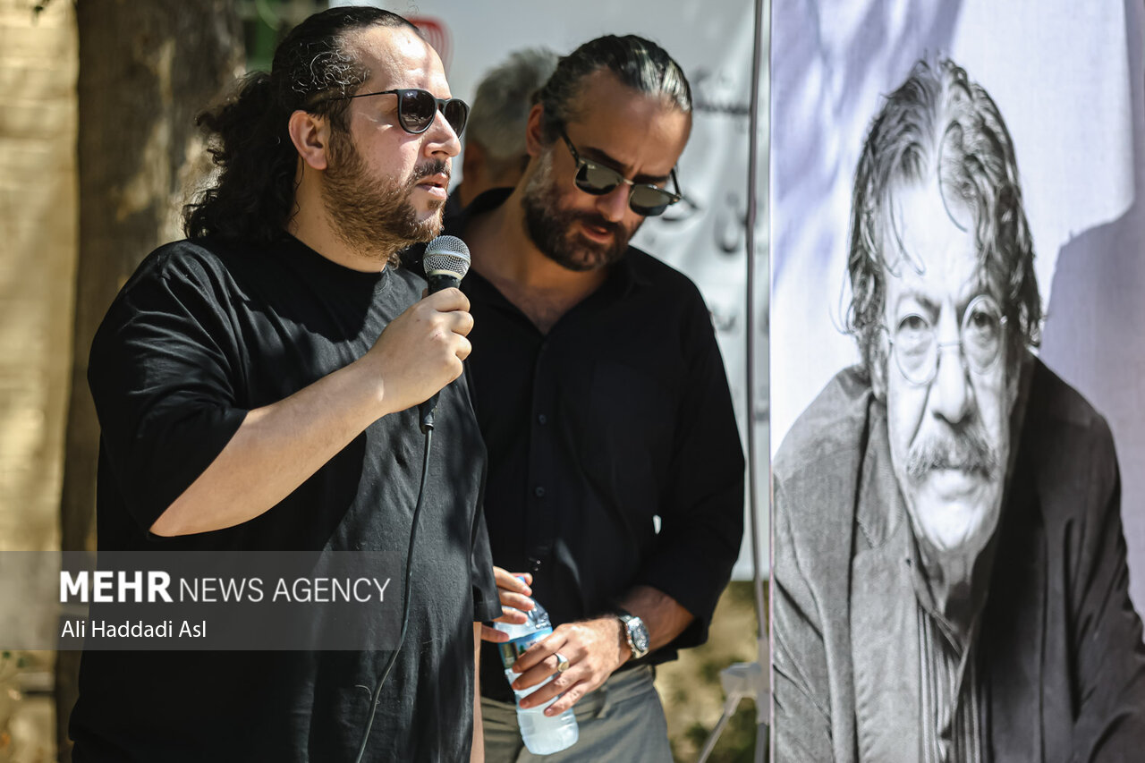 صدرالدین حجازی به خانه ابدی بدرقه شد/ پدرم دلی نقش بازی میکرد