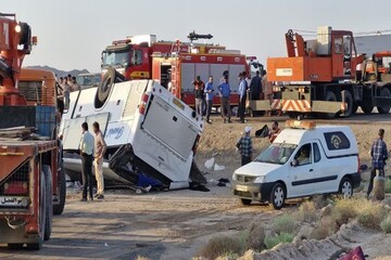 اعلام وضعیت مصدومان حادثه واژگونی اتوبوس در بیمارستان‌های یزد