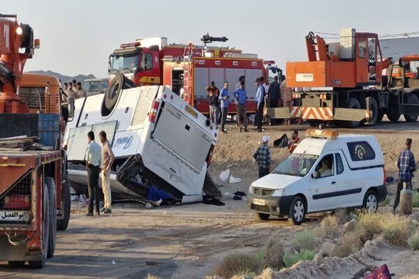 اعلام وضعیت مصدومان حادثه واژگونی اتوبوس در بیمارستانهای یزد