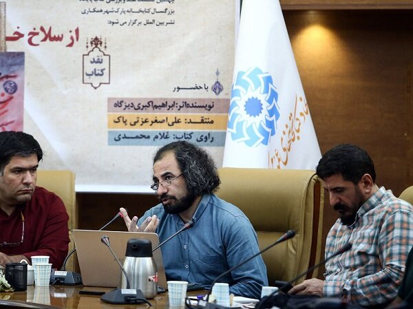 اقدامات شیخ احمد کافی در مبارزات انقلاب نادیده گرفته شدهاند