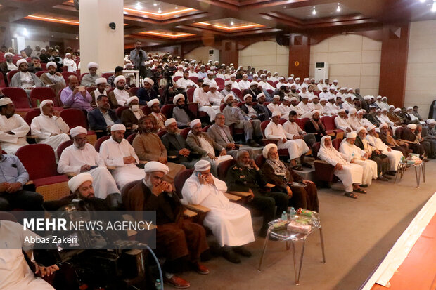 همايش «وحدت، رمز همبستگی» در بندرعباس