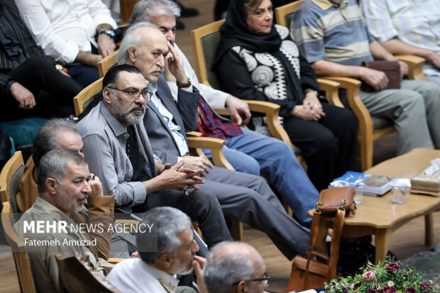 رضا ایران منش در اختتامیه نمایشگاه بین المللی کتاب صلح و دفاع