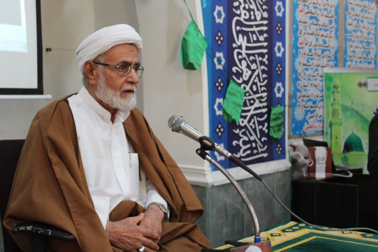 همایش وحدت شیعه و سنی در بندر دیر برگزار شد