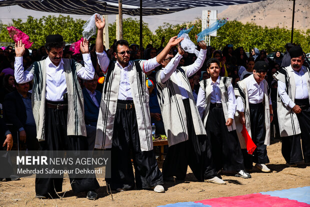 دومین جشنواره گردشگری انگور در شهر ناغان 16