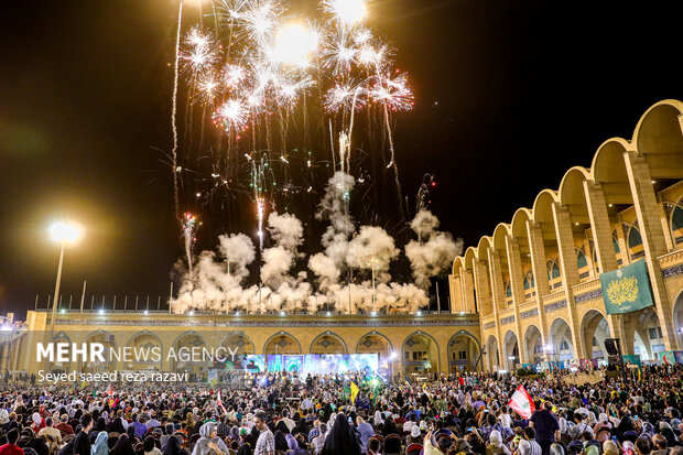 جشن بزرگ خانوادگی هفته وحدت