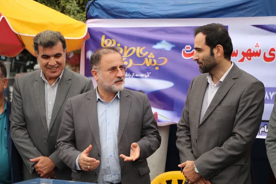 ایستگاه «جشن عاطفهها» در شهرستان شفت برپا شد