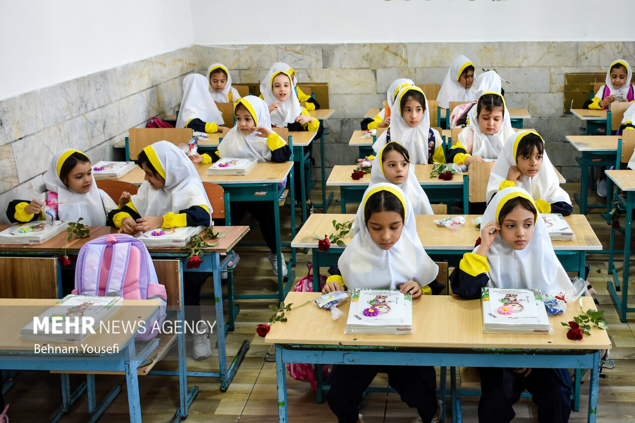 مدارس محلات میزبان استقبال از ۹ هزار دانش آموز در سال تحصیلی جدید