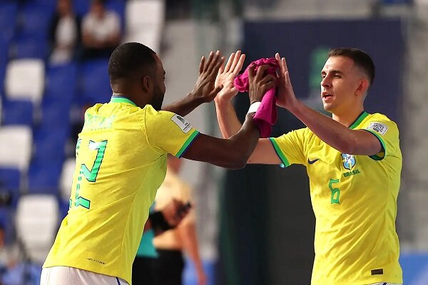 برزیل به تایلند رحم نکرد/ کرواسی در انتظار نتایج دیگر گروهها برزیل به تایلند رحم نکرد/ کرواسی در انتظار نتایج دیگر گروهها